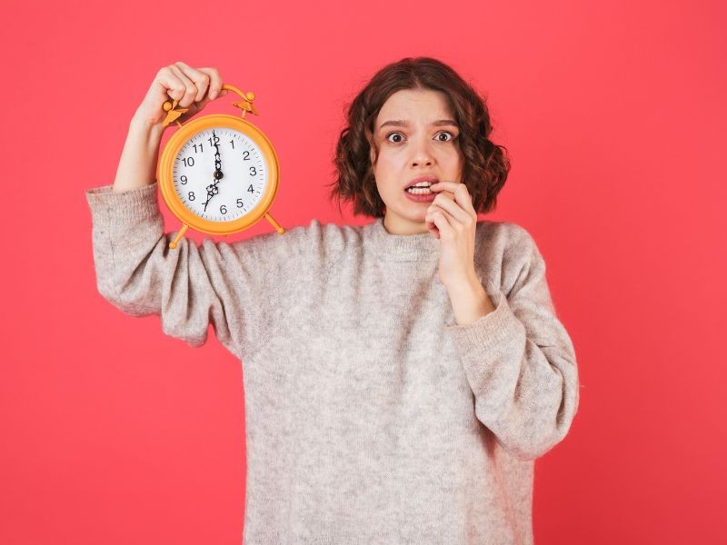 Você Sempre Chega Atrasado? Pode Ser Mais Profundo do Que Parece