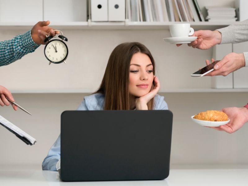 Entre o impulso e a consciência por que fazemos escolhas que nos ferem (Abordagem humanista fenomenológica)