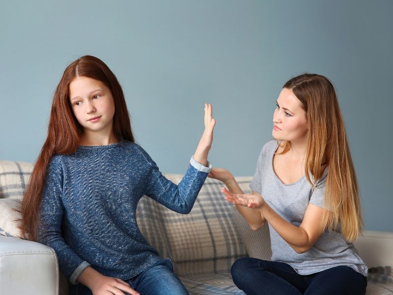 Como estabelecer uma relação saudável com pessoas narcisistas sem se afetar?