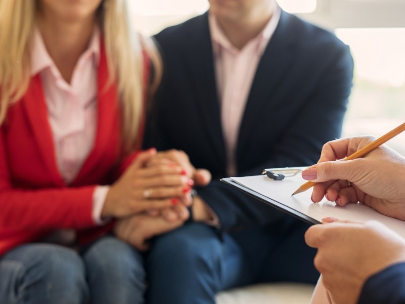 Terapia de Casal na Visão da Psicoterapia Fenomenológicaexistencial